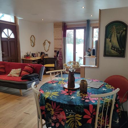 Appartement Cosy, Au Calme, Axe Annecy - Geneve Villy-le-Pelloux Exterior foto
